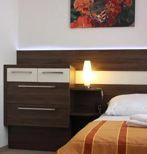 Hotell Sport-relax Centrum Bors Club 2*